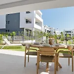公寓 Vivi Homes - Lani - Terrace - Pool - Garden
