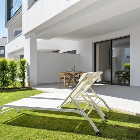 Vivi Homes - Lani - Terrace - Pool - Garden Apartamento *